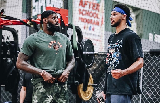 发起冲击 发起冲击