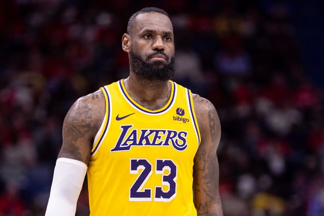 詹姆斯在比 詹姆斯在比