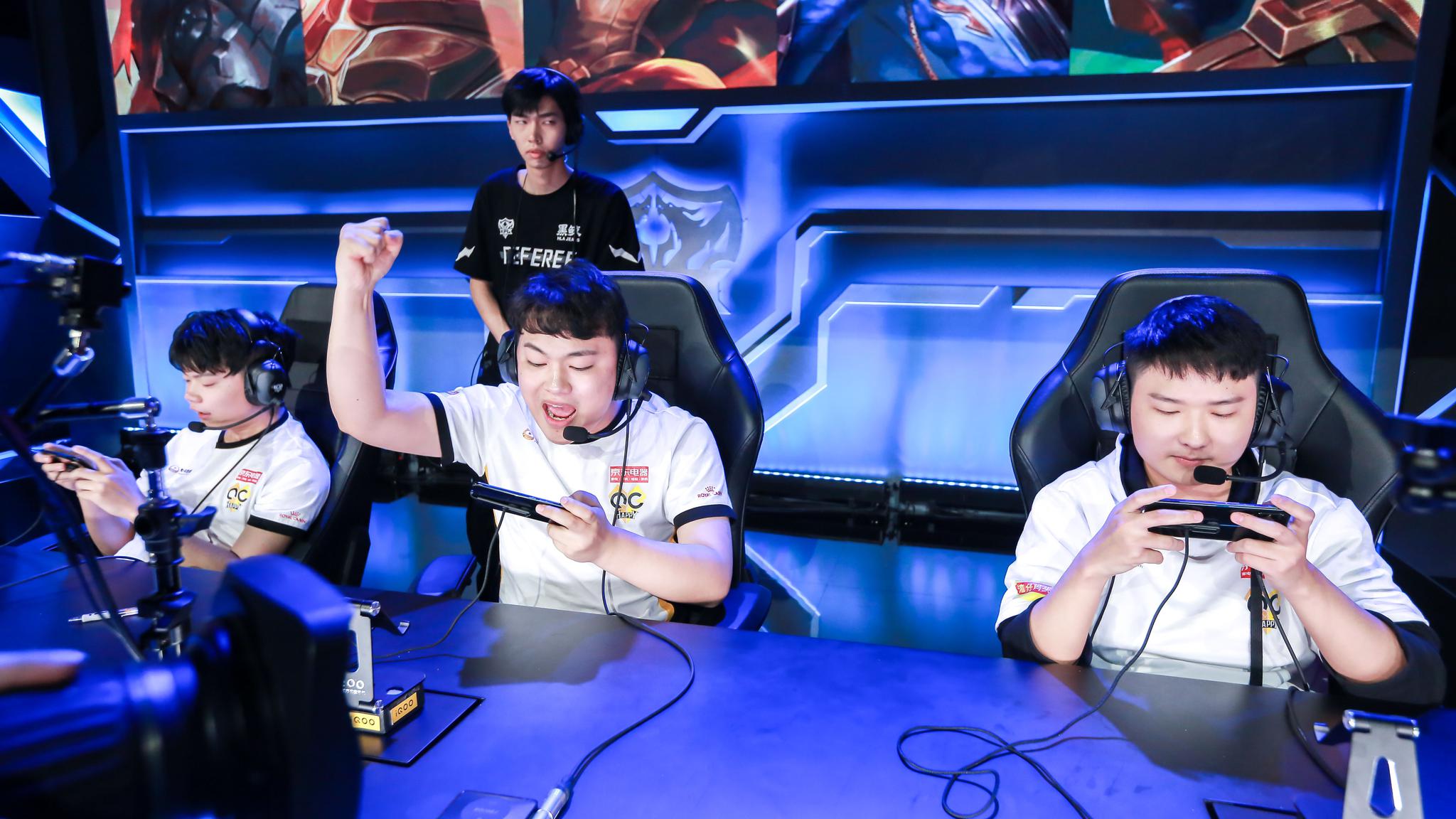 心里一凉 心里一凉